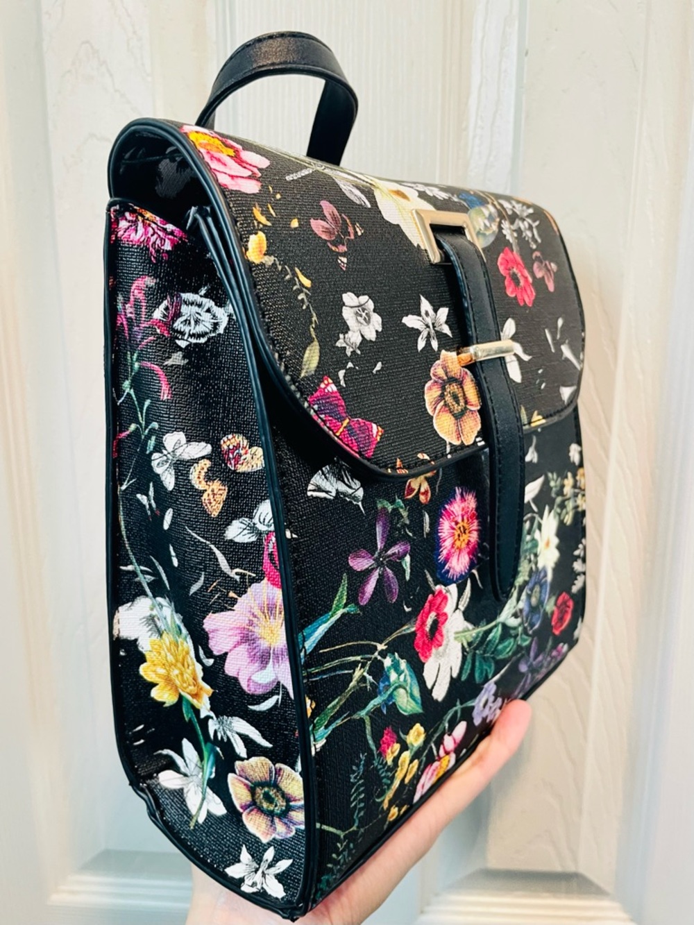 NEW Floral Print Black Backpack Purse - Picture 8 of 10